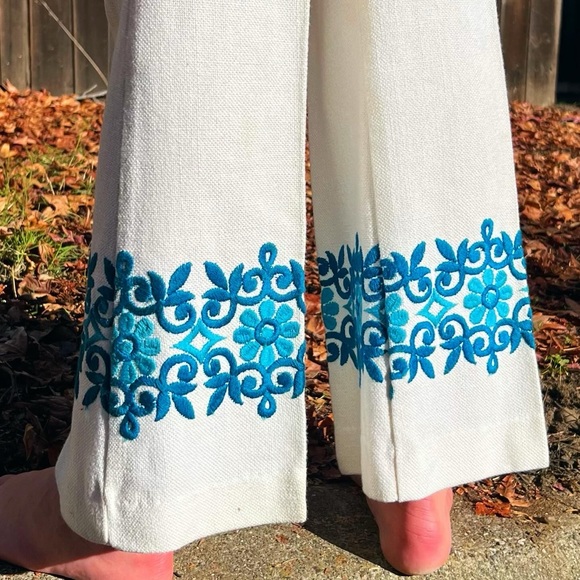 1960's Cotton/Linen Embroidered Vest Flares Ensemble - Picture 8 of 10